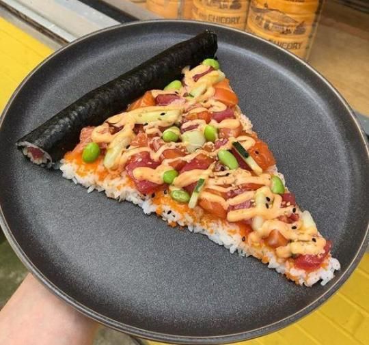 Sushi Pizza