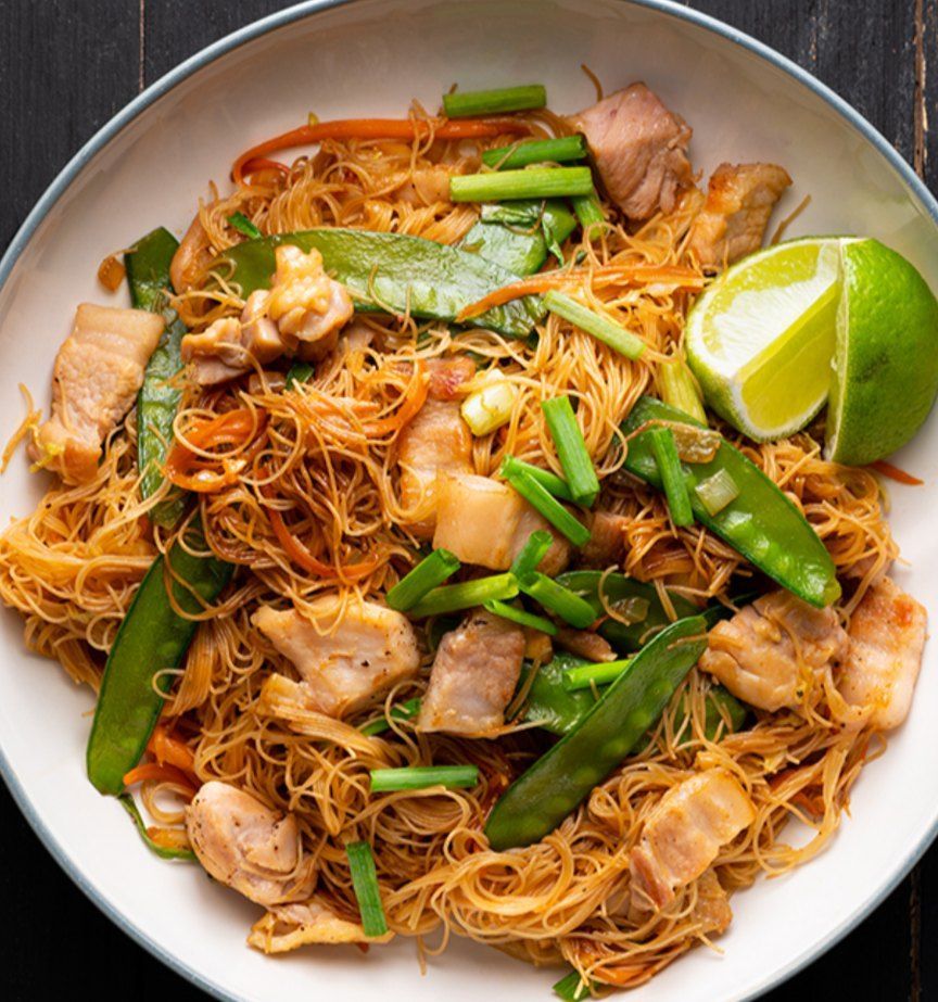 Pancit Bihon με Νούντλς Ρυζιού